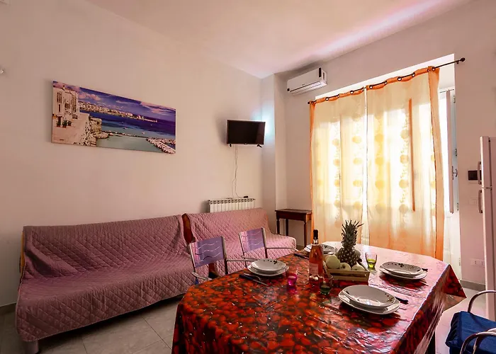 Le Torri Sul Mare Vakantiehuis *